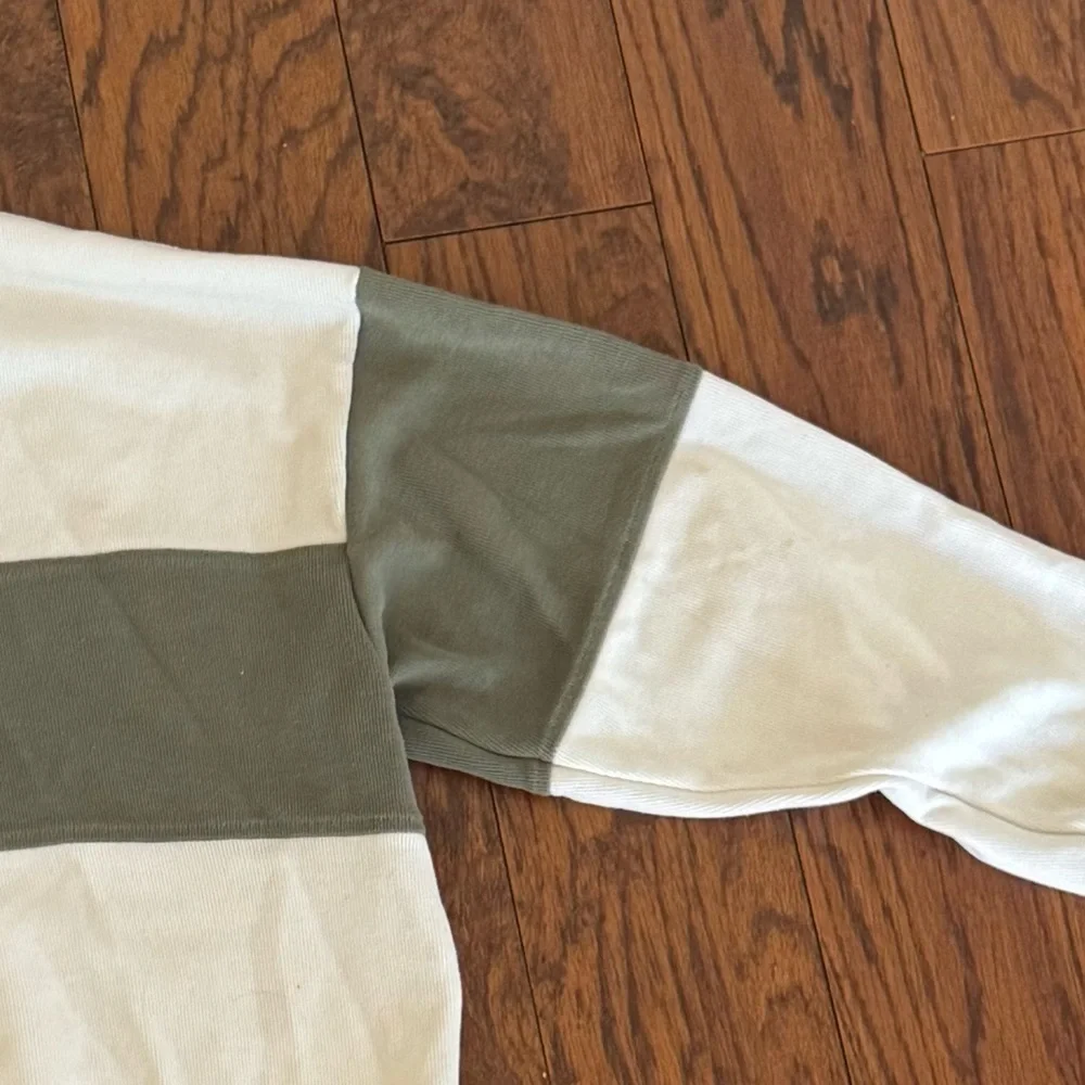 Forever 21 Los Angeles Graphic Rugby Pullover in Green/White | size Medium